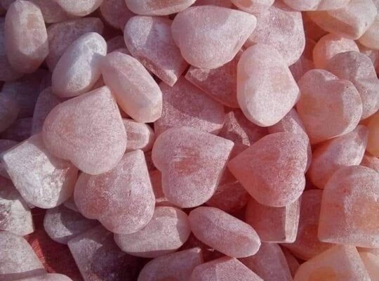 Durable salt blocks for livestock ( Pink rock salt for animals in ABU DHABI )