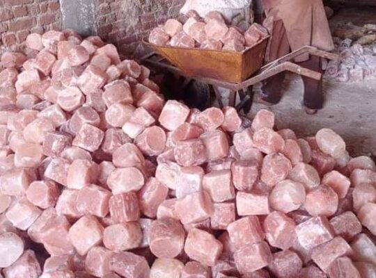 Natural-cut Himalayan salt rocks in AL AIN ( Pink salt blocks for livestock )