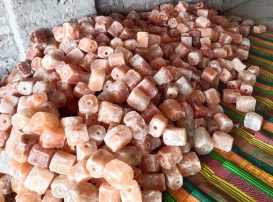 Natural-cut Himalayan salt rocks in FUJAIRAH ( Pink salt blocks for livestock )