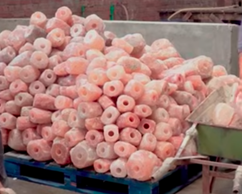 Salt licks for zoo animals ( Order natural salt blocks for animals in Al Ain )