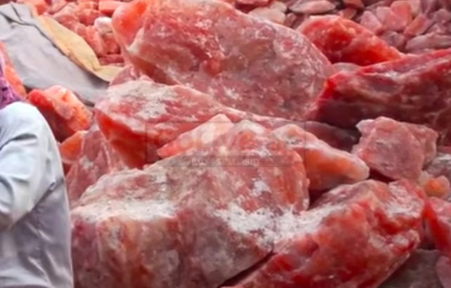 Salt licks for zoo animals ( Order natural salt blocks for animals in Dubai )