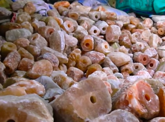 Salt licks for animal health ( Wholesale Himalayan salt licks in SAUDI ARABIA )