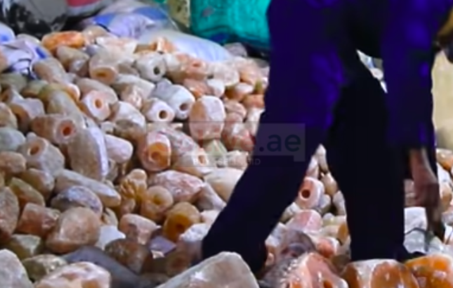Durable salt blocks for livestock ( Pink rock salt for animals in BAHRAIN )