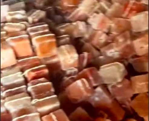 Organic salt licks for animals ( Himalayan salt licks for animals in BAHRAIN )