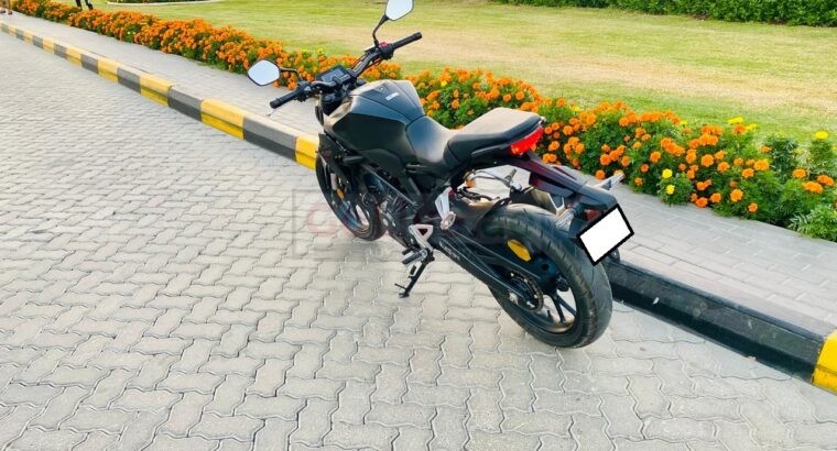 Honda CB300R 2022 (latest design) almost new, very low kms, purchased from Al Futtaim