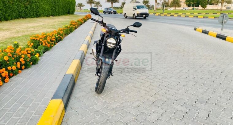 Honda CB300R 2022 (latest design) almost new, very low kms, purchased from Al Futtaim