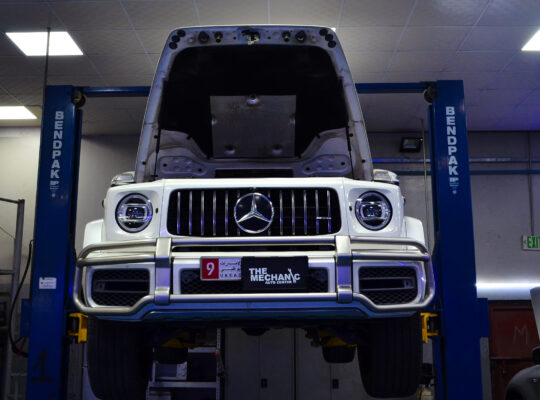 Complete Vehicle Repair & Service Solutions, Economical Prices, Friendly Environment, Furnished Sitting Area With Several Animities Providing Fast, Reliable & Quality Service.