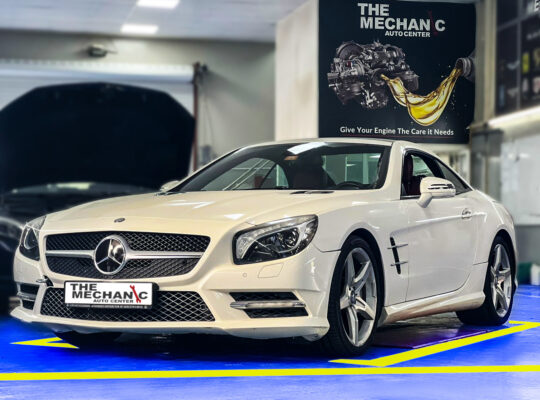 Complete Vehicle Repair & Service Solutions, Economical Prices, Friendly Environment, Furnished Sitting Area With Several Animities Providing Fast, Reliable & Quality Service.