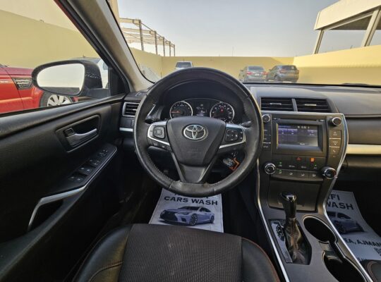 TOYOTA CAMRY 2017 SE, USA SPECS, MID OPTION, LESS KMS CAR FOR SALE