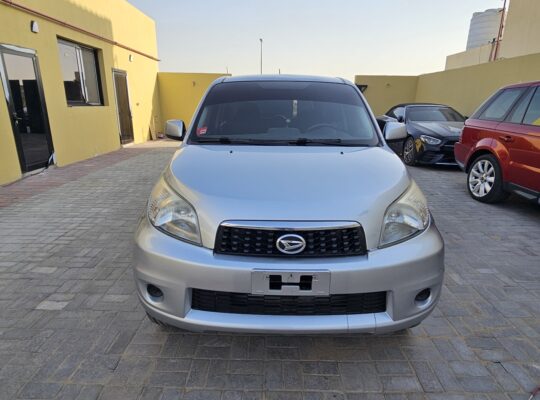 DAIHATSU TERIOS 4WD, GCC, 2016, MID OPTION FOR SALE