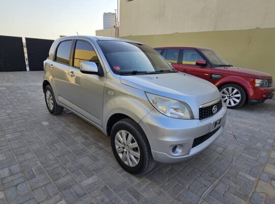 DAIHATSU TERIOS 4WD, GCC, 2016, MID OPTION FOR SALE