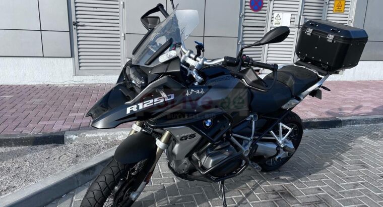 Used BMW Motorcycle Buyer in dubai ( We Buy Used Motorcycles in Dubai )