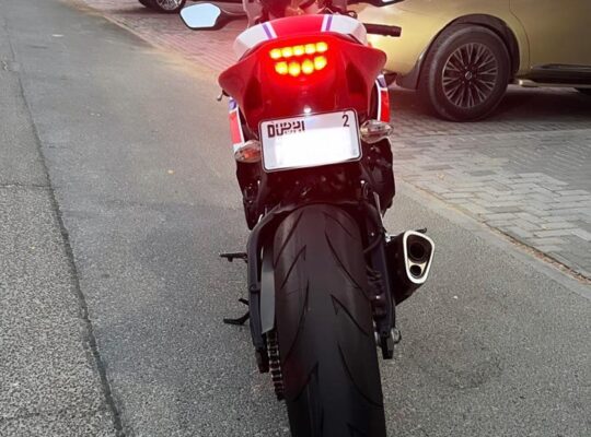 Used Honda CBR Motorcycle Buyer in dubai ( Professional Motorbike Buyers UAE )