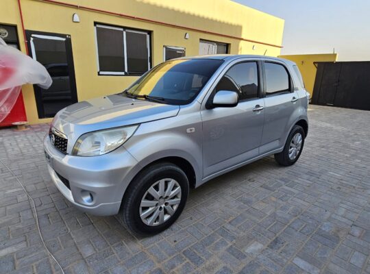 DAIHATSU TERIOS 4WD, GCC, 2016, MID OPTION FOR SALE