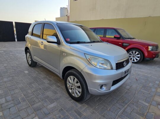 DAIHATSU TERIOS 4WD, GCC, 2016, MID OPTION FOR SALE