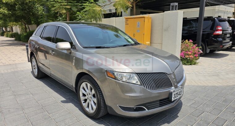 Lincoln MKT 2015, GCC Specs, 7 Seaters SUV, Excellent Condition