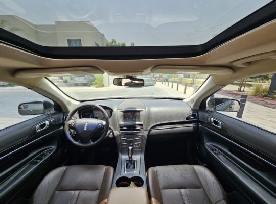 Lincoln MKT 2015, GCC Specs, 7 Seaters SUV, Excellent Condition