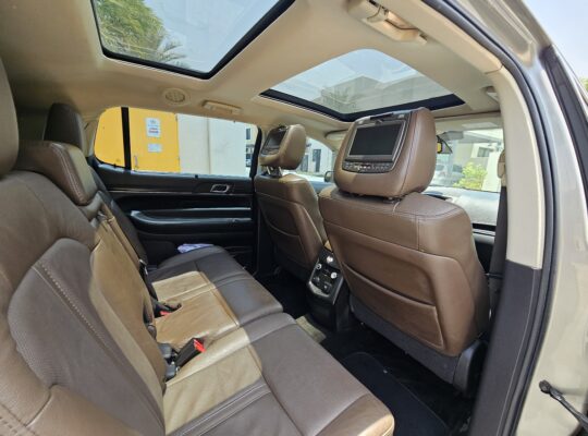 Lincoln MKT 2015, GCC Specs, 7 Seaters SUV, Excellent Condition