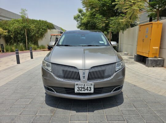 Lincoln MKT 2015, GCC Specs, 7 Seaters SUV, Excellent Condition