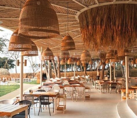 Natural thatch ceiling panels in UAE ( Natural thatch ceiling panels in Al Satwa )