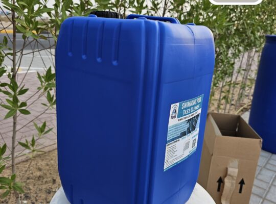 Fuji Swimming Pool Tiles Cleaner