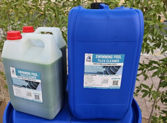 Fuji pool tile stain remover ( No1 Swimmimg Pool Tiles Cleaner )