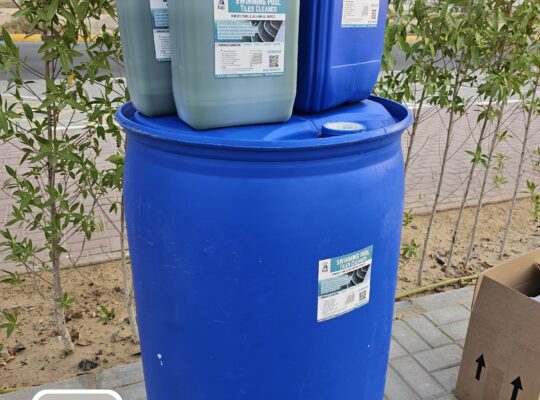 Pool tile cleaning solution for sale ( Fuji Swimmimg Pool Tiles Cleaner )