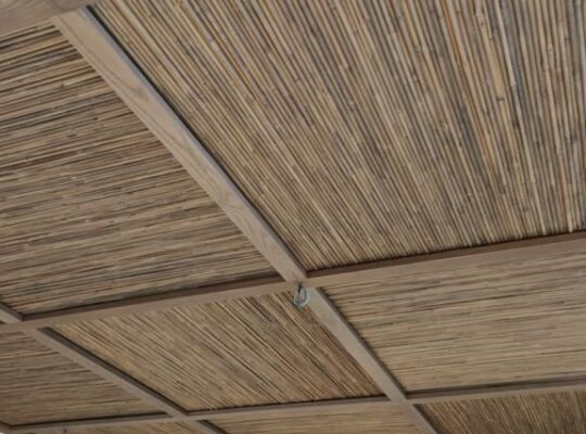 Natural thatch ceiling panels in UAE ( Natural thatch ceiling panels in Al Jaddaf Dubai )