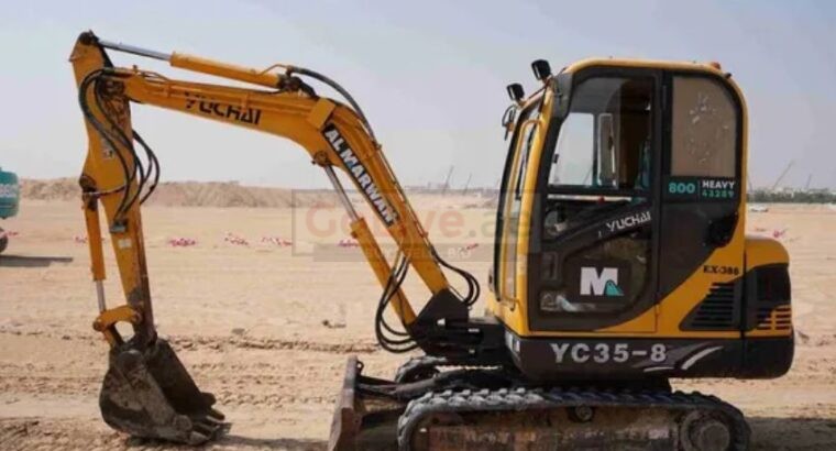 Buy 2017 Yuchai YC35-8 Mini Excavator