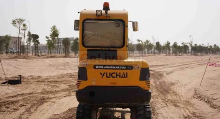 Buy 2017 Yuchai YC35-8 Mini Excavator