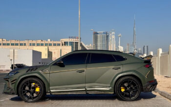 Lamborghini Urus 2021, American spec. With new bodykit and interior.