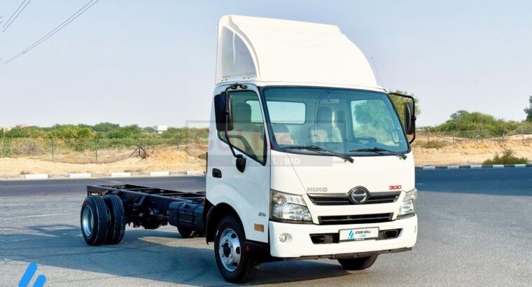 2019 Hino 916 bare chassis long wheel Gcc Japan made