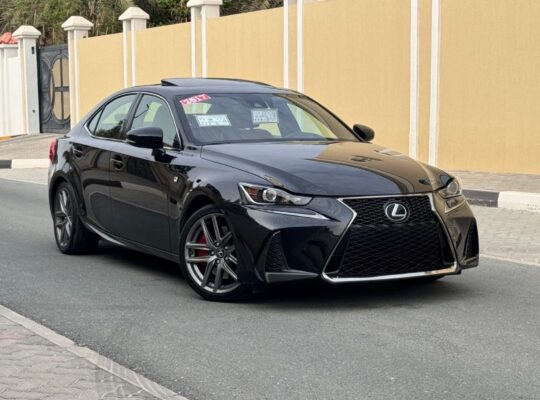 Lexus IS300 2017