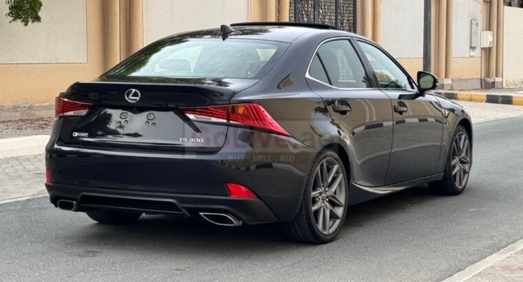 Lexus IS300 2017