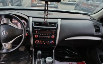 Nissan Altima 2014, Well maintained, GCC Specs, genuin KMs, No issues, no repairs needed, smooth drive, perfectly maintained. Just buy and drive!