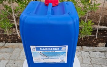 Fuji Easy Spray Glass Cleaner – Fast-Drying and Streak-Free