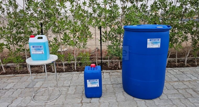 Quick-Dry Glass Cleaner by Fuji – Perfect for Mirrors and Windows