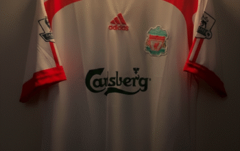 Limited Stock On Sale: Gerrard #8 Liverpool Classic – Only 70 DHS!