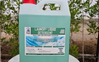 Fabric-Friendly Laundry Liquid for Soft and Bright Clothes