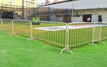 Galvanized Police Barriers / Temporary Pedestrian Barriers fence