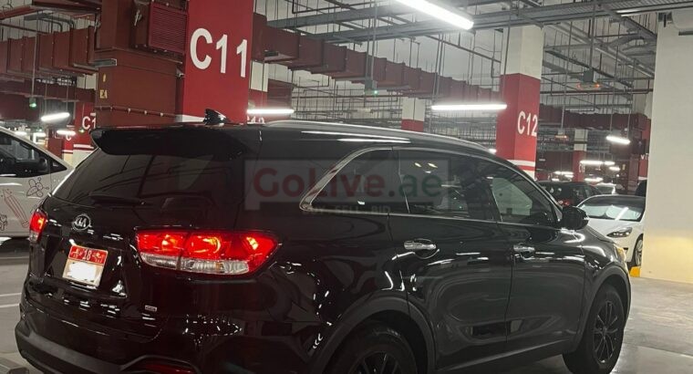 Clean Black Kia Sorento 2018