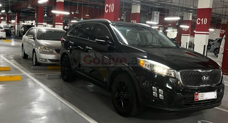 Clean Black Kia Sorento 2018