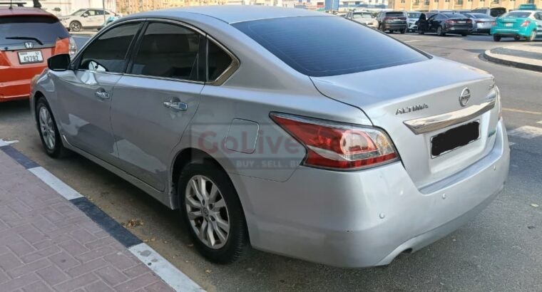 Nissan Altima 2014, Well maintained, GCC Specs, genuin KMs, No issues, no repairs needed, smooth drive, perfectly maintained. Just buy and drive!