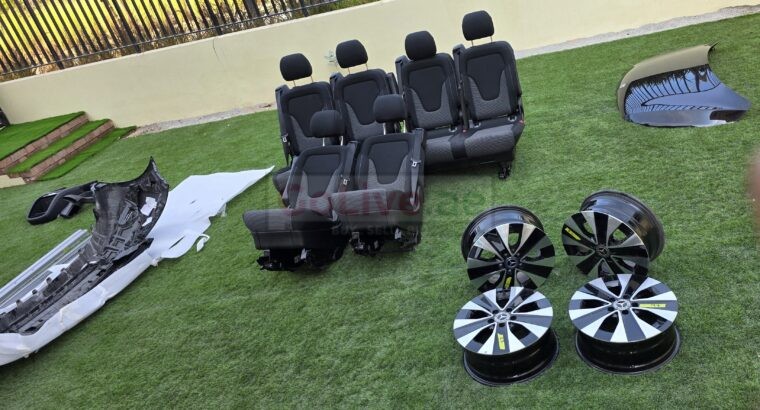 🚗 MERCEDES V300 -2025 Model-PARTS – BRAND NEW / BLACK – IMMEDIATE SALE 🚗