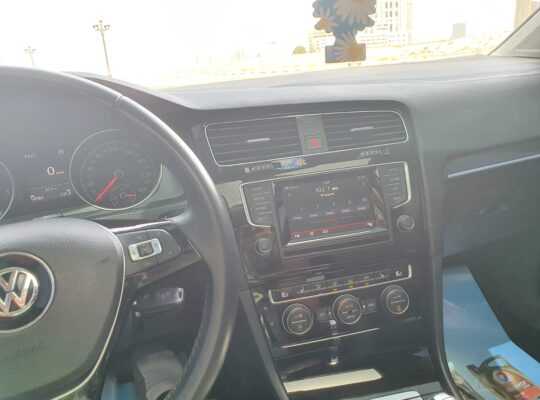 For Sale: Volkswagen Golf R– Model 2016 Diesel