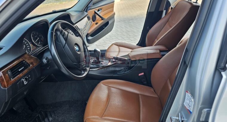 For Sale: BMW 325i – Model 2010