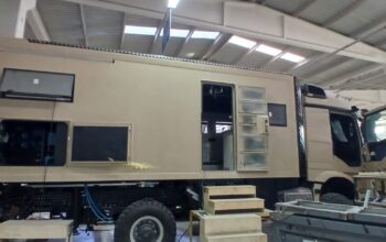 MERCEDES AROCS OFFROAD EXPEDITION 4X4