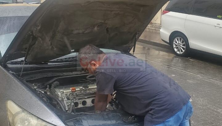 Car repair service in Al Mankhool, Dubai