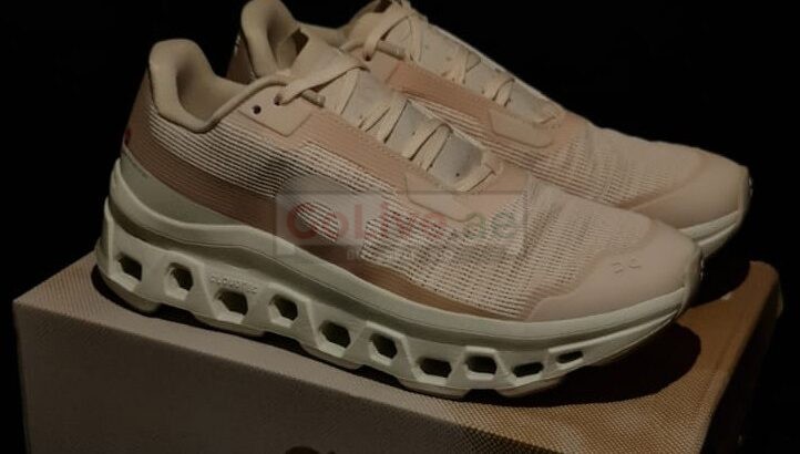 Cloudmonster Void Dew | Ivory – US 8.5 – DEADSTOCK