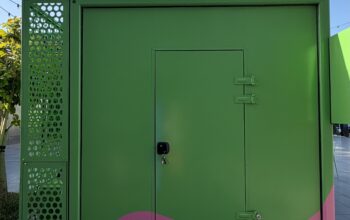 Kiosk container for sell